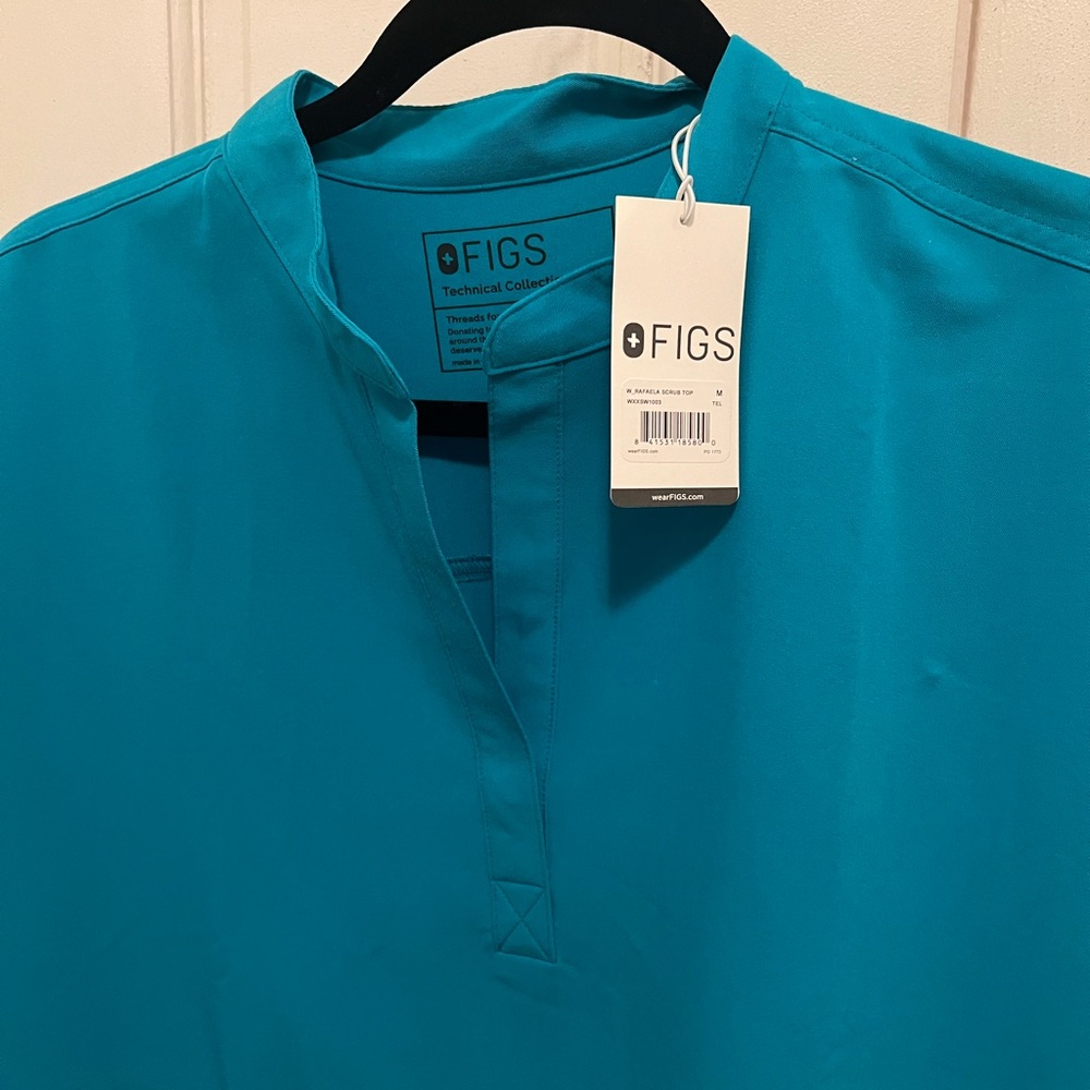 Figs Women's Vibrant Blue Blouse